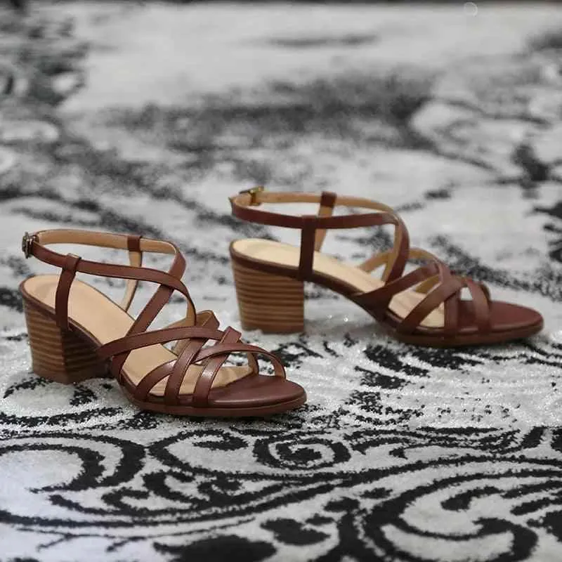 19C05 Women's Casual Shoes - Handmade Leather Mid-Heel Sandals