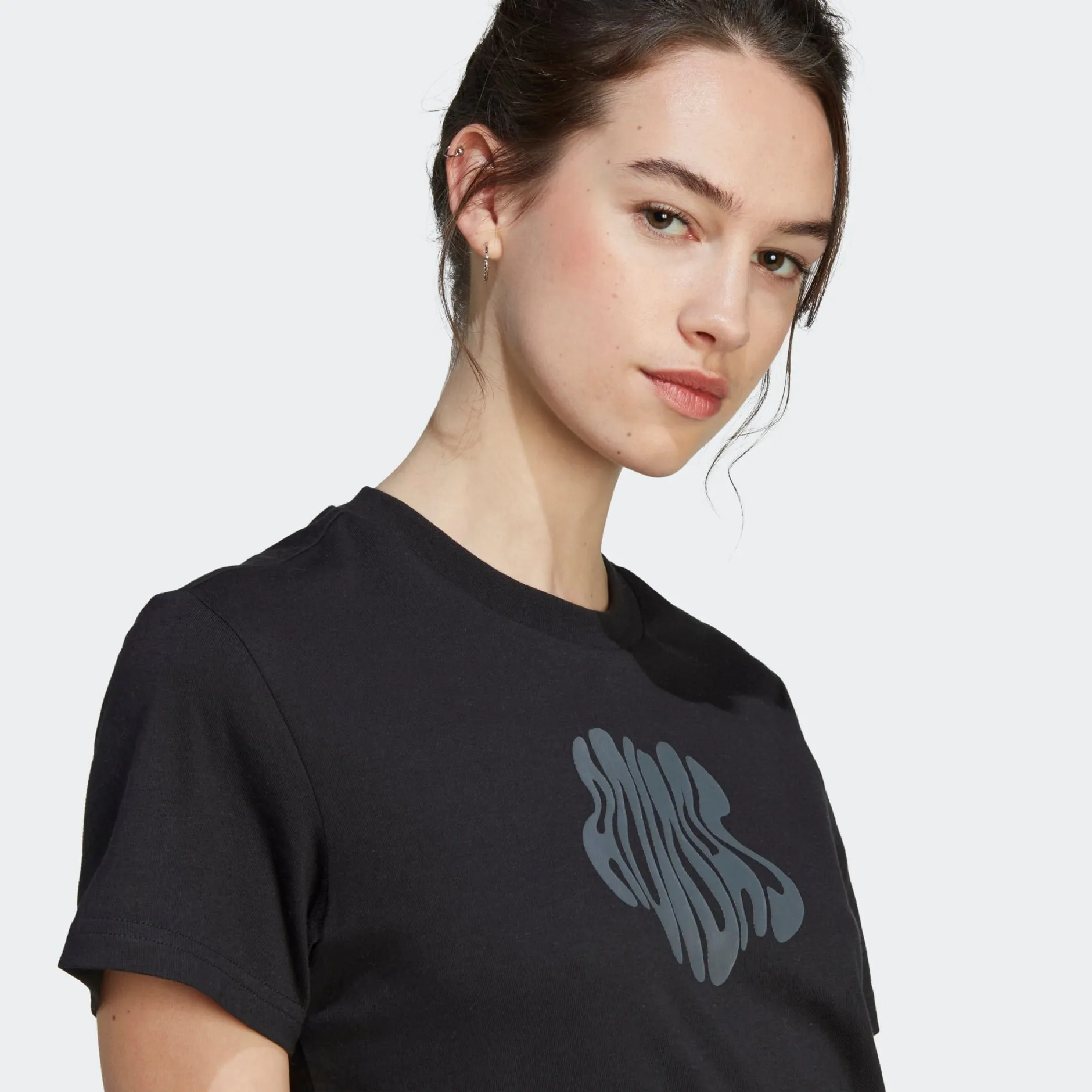 ADIDAS FLORAL GRAPHIC T-SHIRT - BLACK