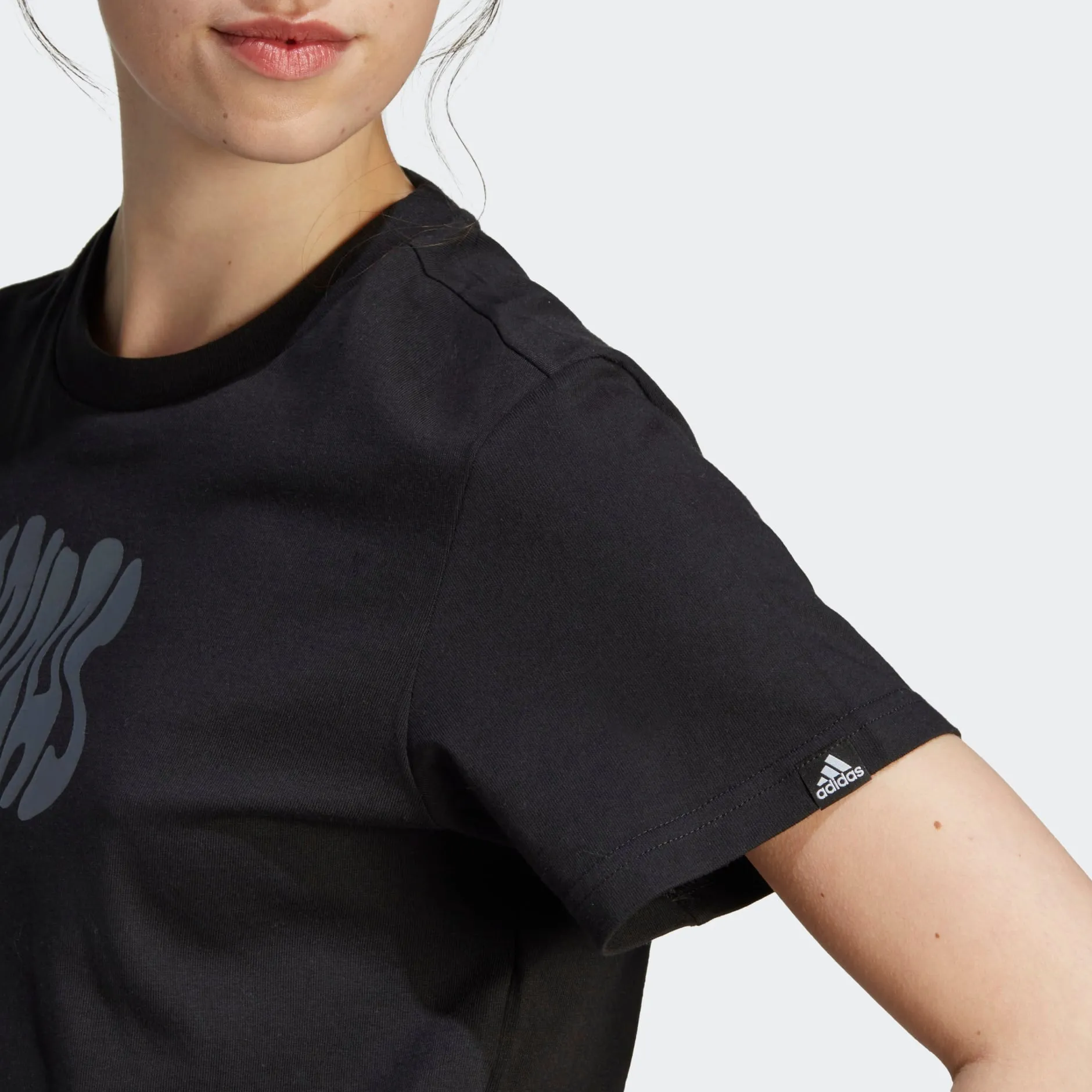 ADIDAS FLORAL GRAPHIC T-SHIRT - BLACK