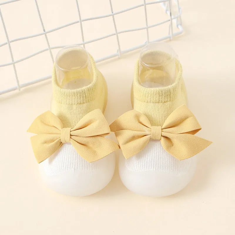 Baby Cartoon Print Soft Rubber Sole Booties