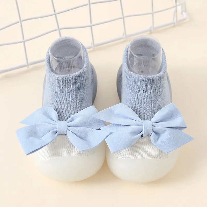 Baby Cartoon Print Soft Rubber Sole Booties