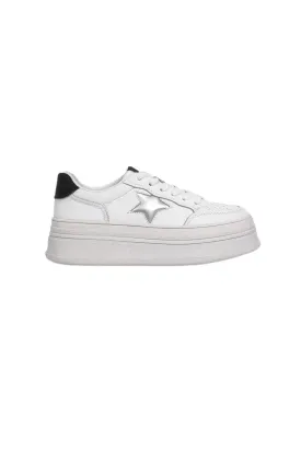 ’Evelyn‘ Thick-Soled Star-Embellished Casual Shoes