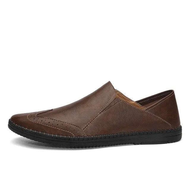 Fashion Driving Shoes Men Bullock Loafers Summer Spring Breathable Carved Leather Casual Shoes Slip on Business Men Shoes
