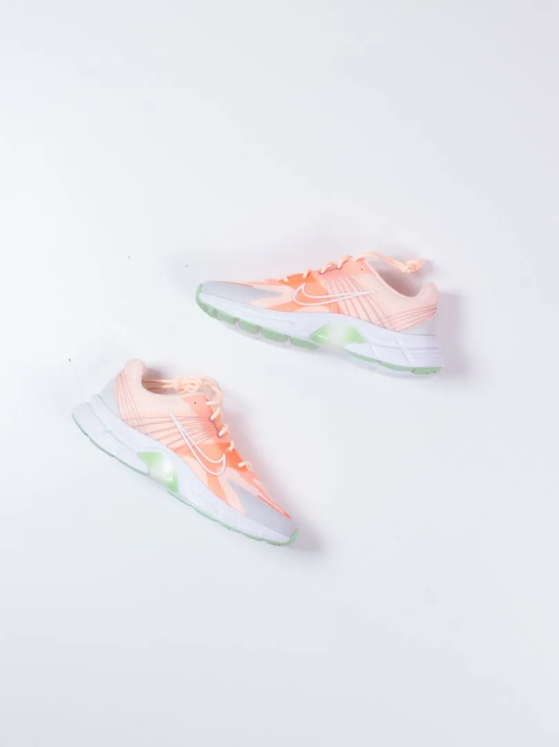 Peach Nike Alphina 5000 Running Sneakers, 9