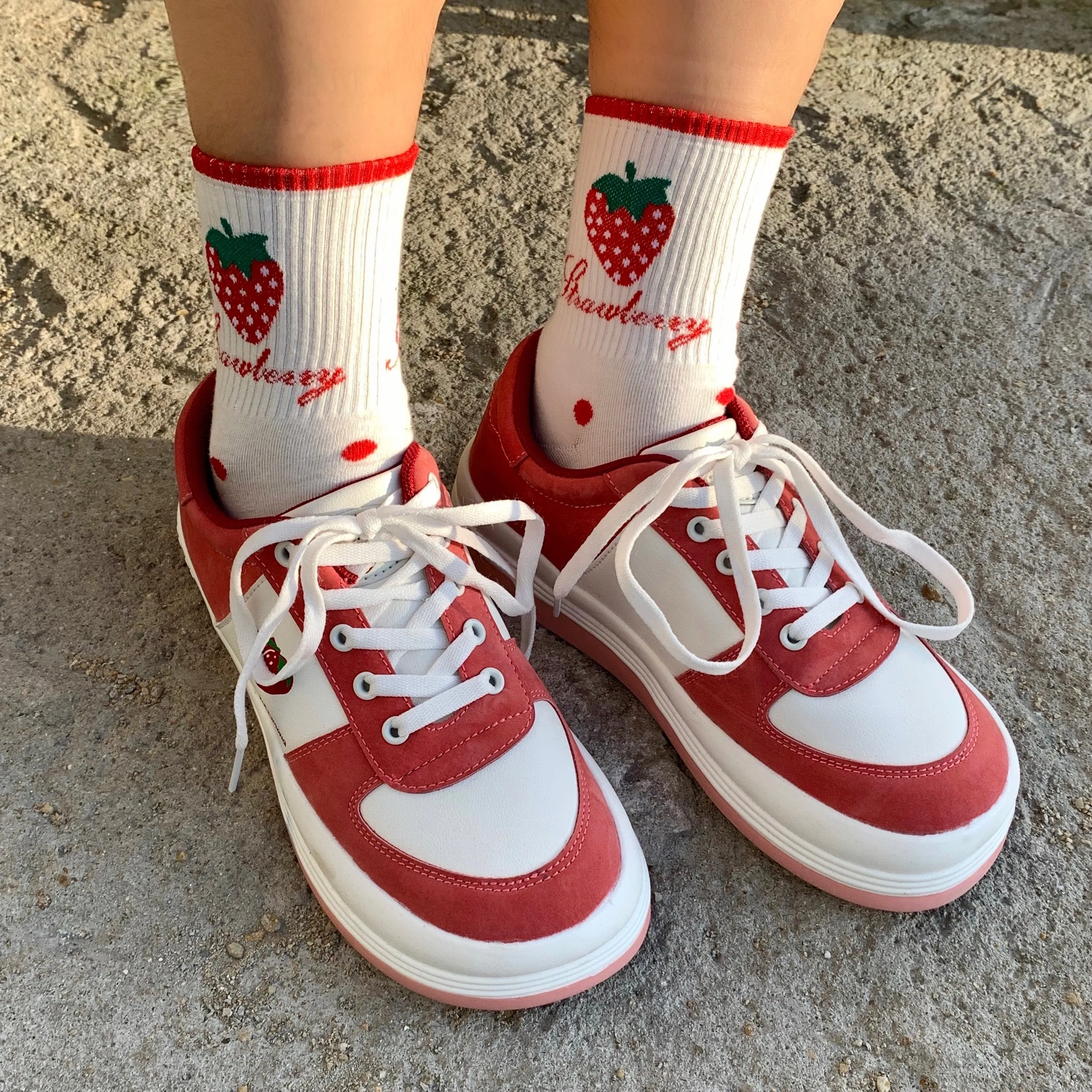 Strawberry casual shoes KF81462