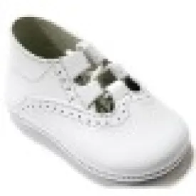 White english cribshoe